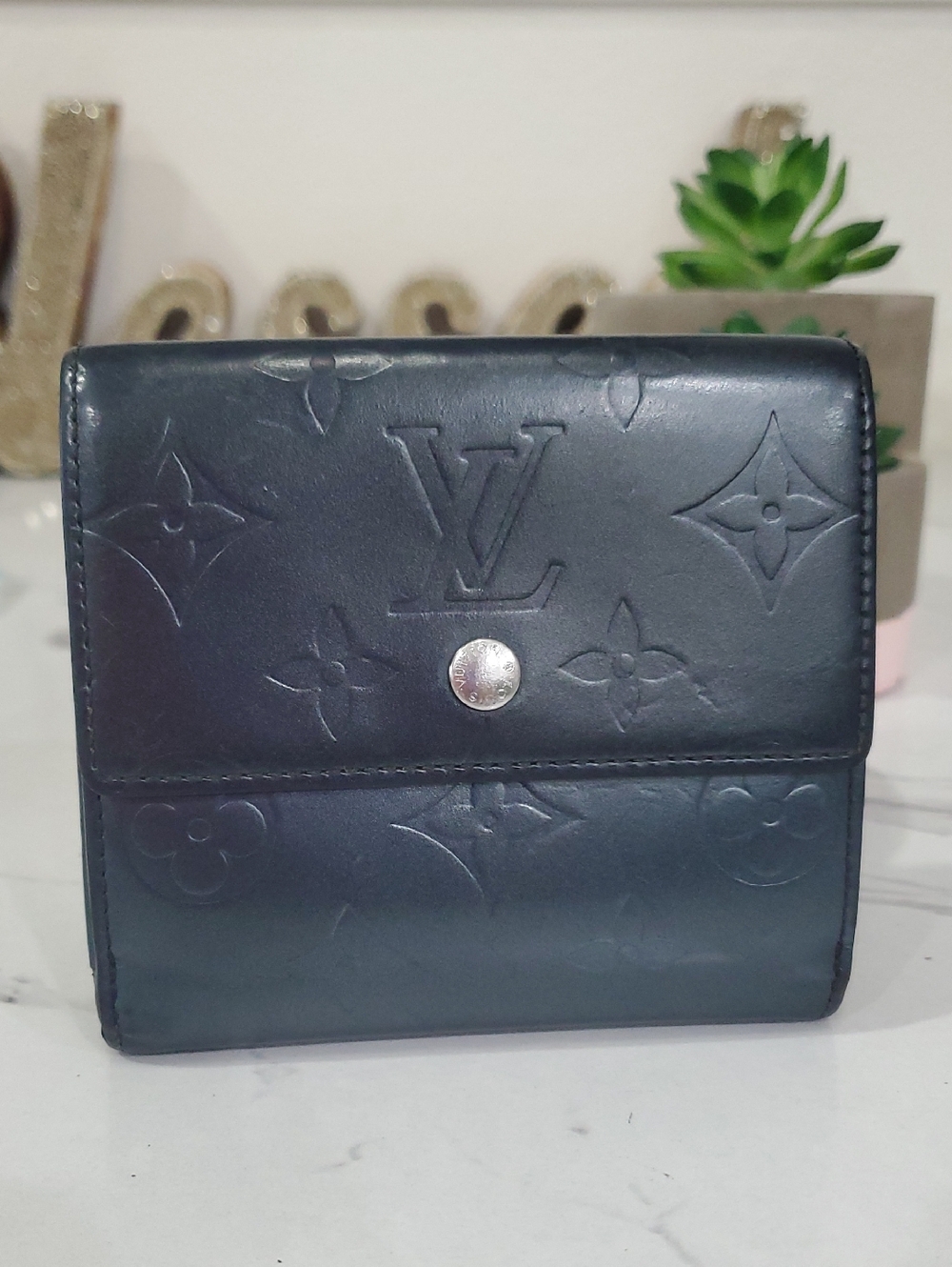 🇨🇵Louis Vuitton Charcoal Gray Matte Monogram Vernis Elise Trifold Wallet